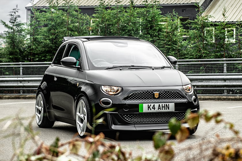 Kahn Design's New Fiat 500e Kit Looks More Aggressive Than the Abarth Version