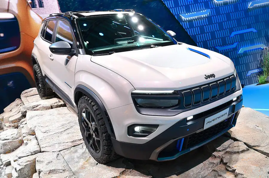 Jeep Avenger 4x4 Concept Is an EV Ready for the Rough Stuff - CNET