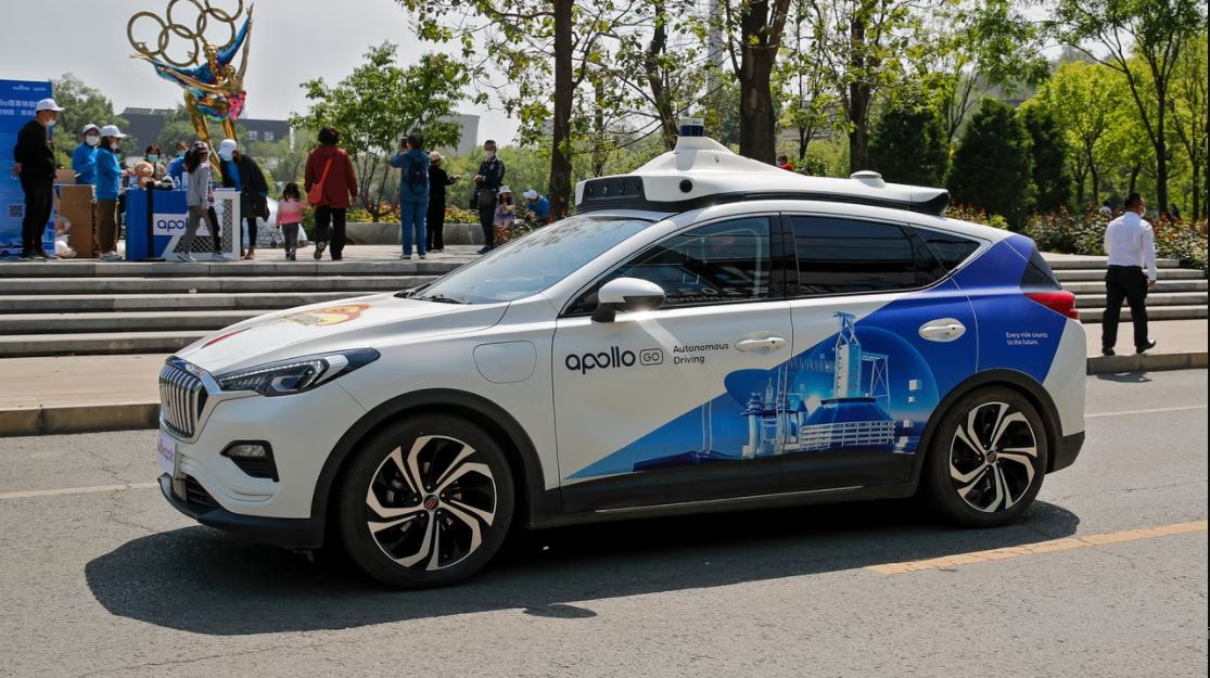 First Driverless Taxis in China!