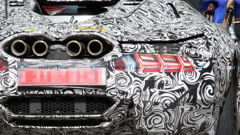 Lamborghini Aventador Replacement Spied With Six Exhaust Tips