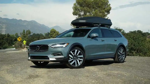 2021 Volvo V90 Cross Country & 2023 Ineos Grenadier Prototype quick review