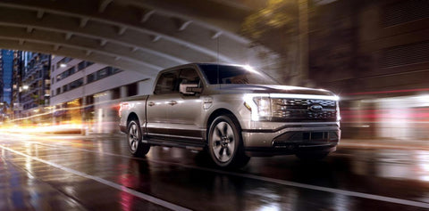 Ford F-150 Lightning Electric Pickup gets Better than Expected 320 mile EPA Range with Extended Battery Pack