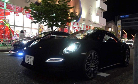 Watch This Porsche 911 Go Goth for a Night on the Town