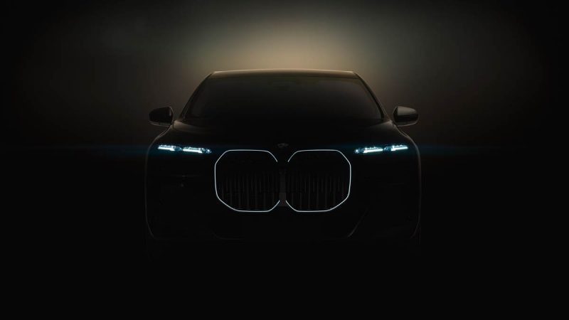 New teaser for the BMW i7