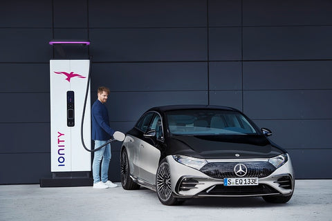 Mercedes-Benz Announces New Simplified Mercedes me Charge Tariff System