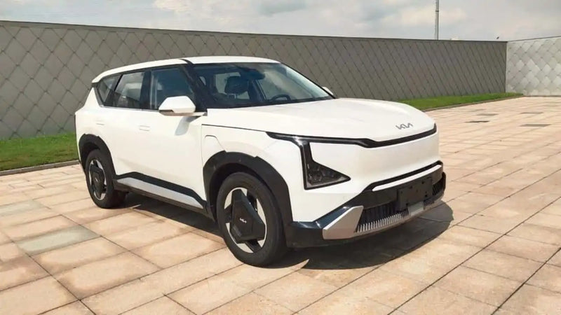 New Leaked Photos Of The 2025 Kia EV5 – The Concept Is Still Alive!